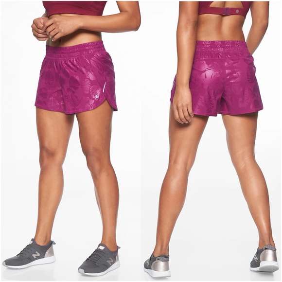 ATHLETA Botanical Racer Run Short 4.5” Exotic Fuchsia - Picture 1 of 9